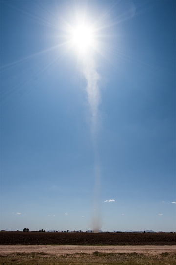 into-th-sun_2090